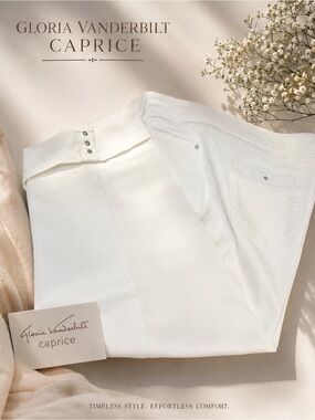 Gloria Vanderbilt |  Cream All-Around Slimming Capri
